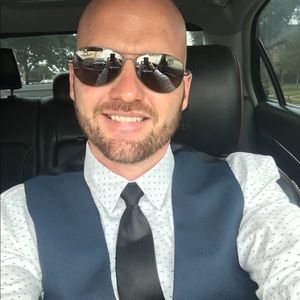 Meet your Posher, Jonathan